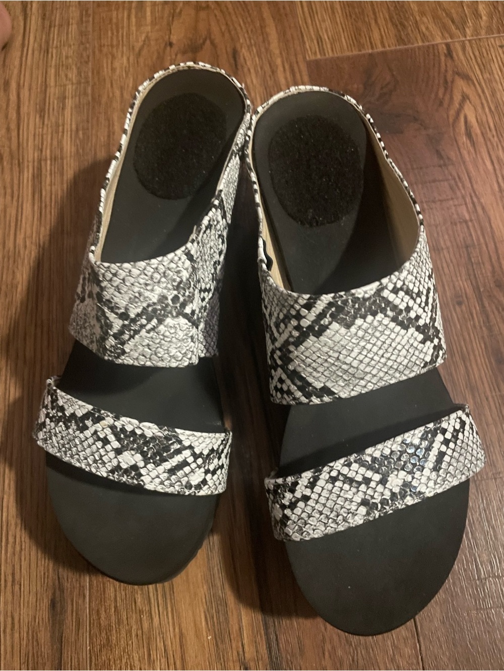 Volatile Y2K Chunky Snakeskin Platform Slide Sandals, Size 9